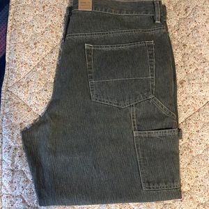 Oshkosh Jane Carpenter Capri 😎